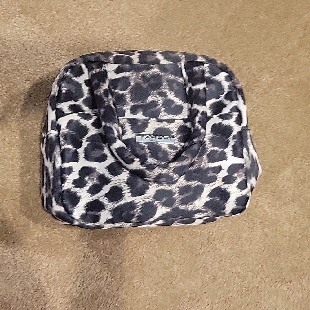 Tahari New York LunchBag